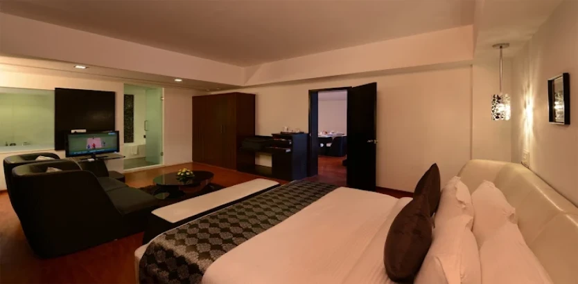Top3 Lords Resort